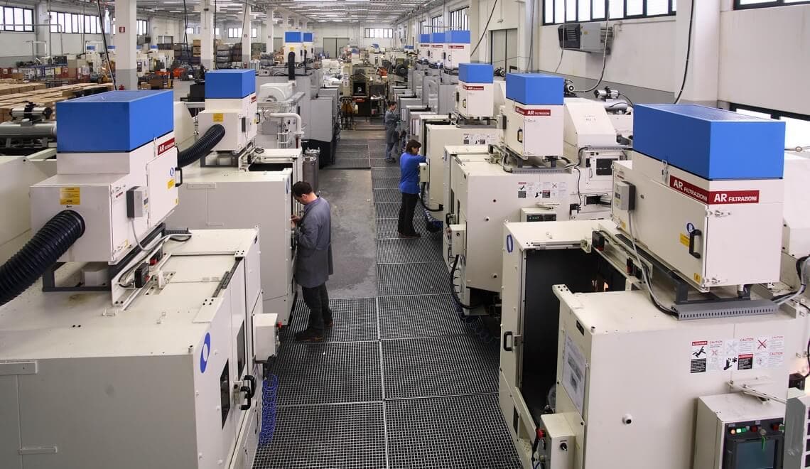 AR Filtrazioni | Depuratori per nebbie oleose, fumi e polveri derivanti da lavorazioni meccaniche